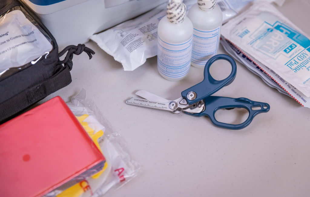 Leatherman Raptor with First Aid supplies