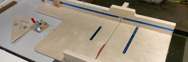 table saw cross cutting sled