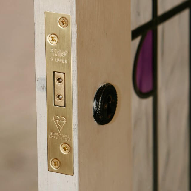 Can You Change a Door Lock Yourself? Our Tips | IKS Locksmiths